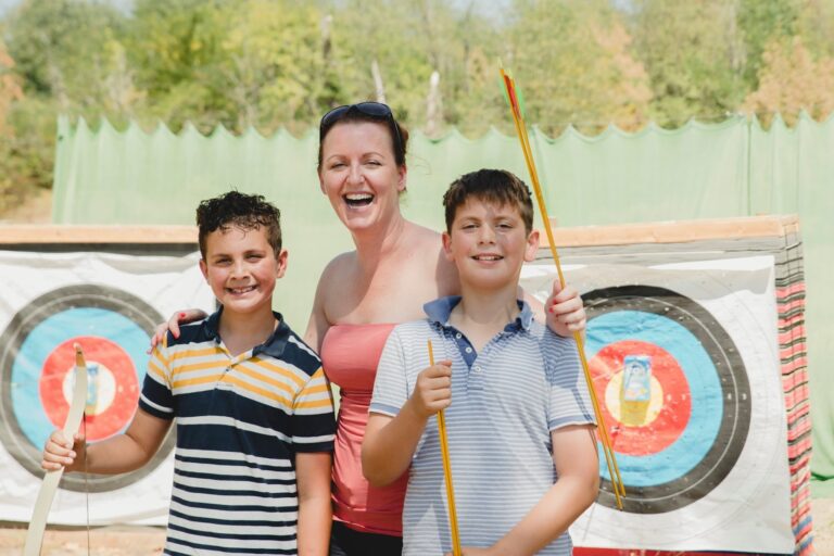 Single parent aventure holiday in Ardeche, South of France